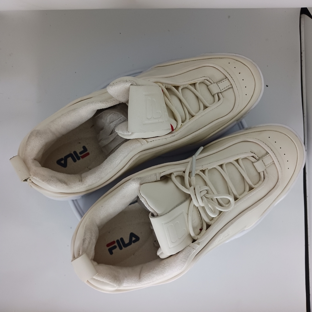 Fila - Picture 4 of 4